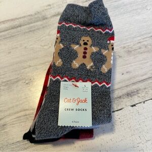 Cat & Jack Christmas / Winter Crew Socks 4 Pairs Shoe Size 3-10 NEW